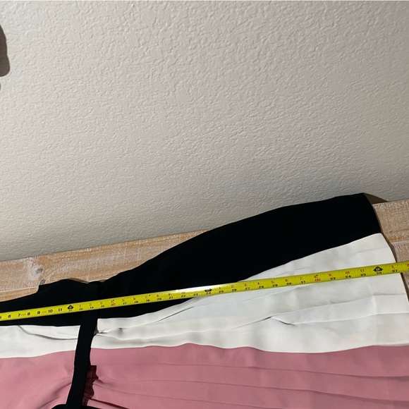 Kate Spade Black and Pink Sleeveless Color Block Dress with Belt - Picture 11 of 12